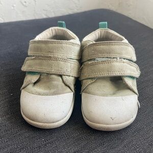 Ten Little First Walkers size 5.5 Sage Green